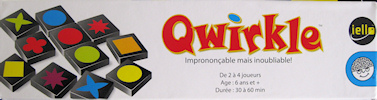 Tranche de la boite de jeu de Qwirkle (Iello)